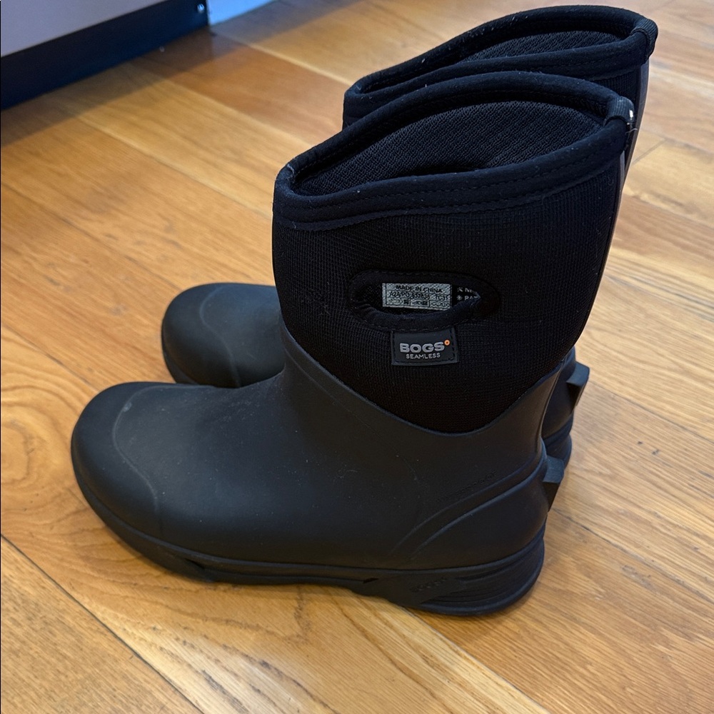 BOGS Black Neoprene Insulated Boots